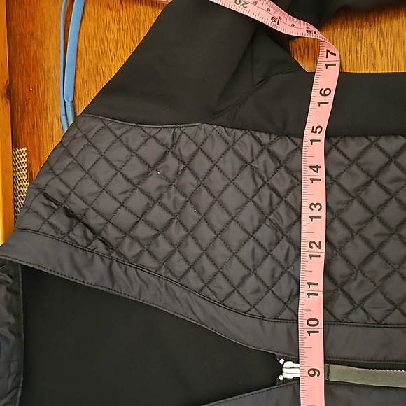 343. Lululemon jacket - Picture 10 of 11